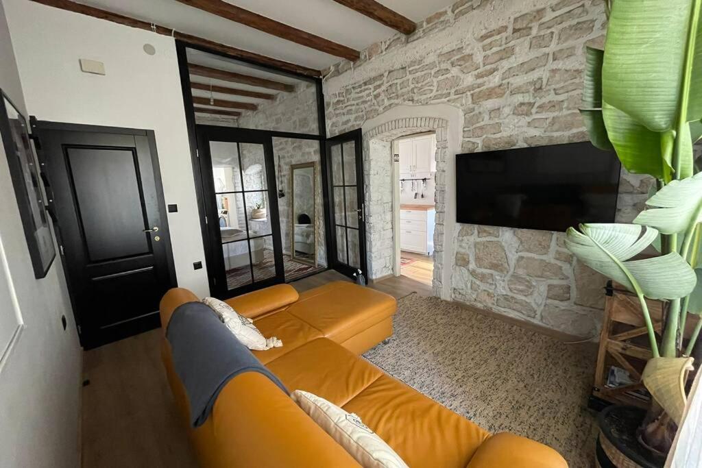 The Bungalow By The Sea In Historic Porec Old City 외부 사진