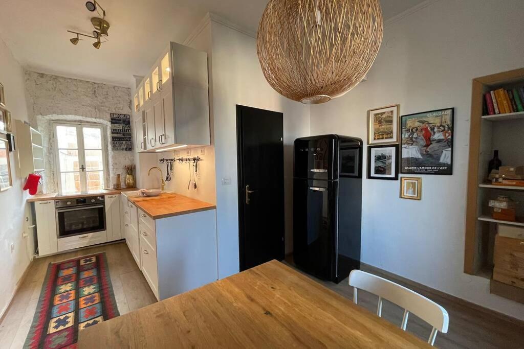 The Bungalow By The Sea In Historic Porec Old City 외부 사진